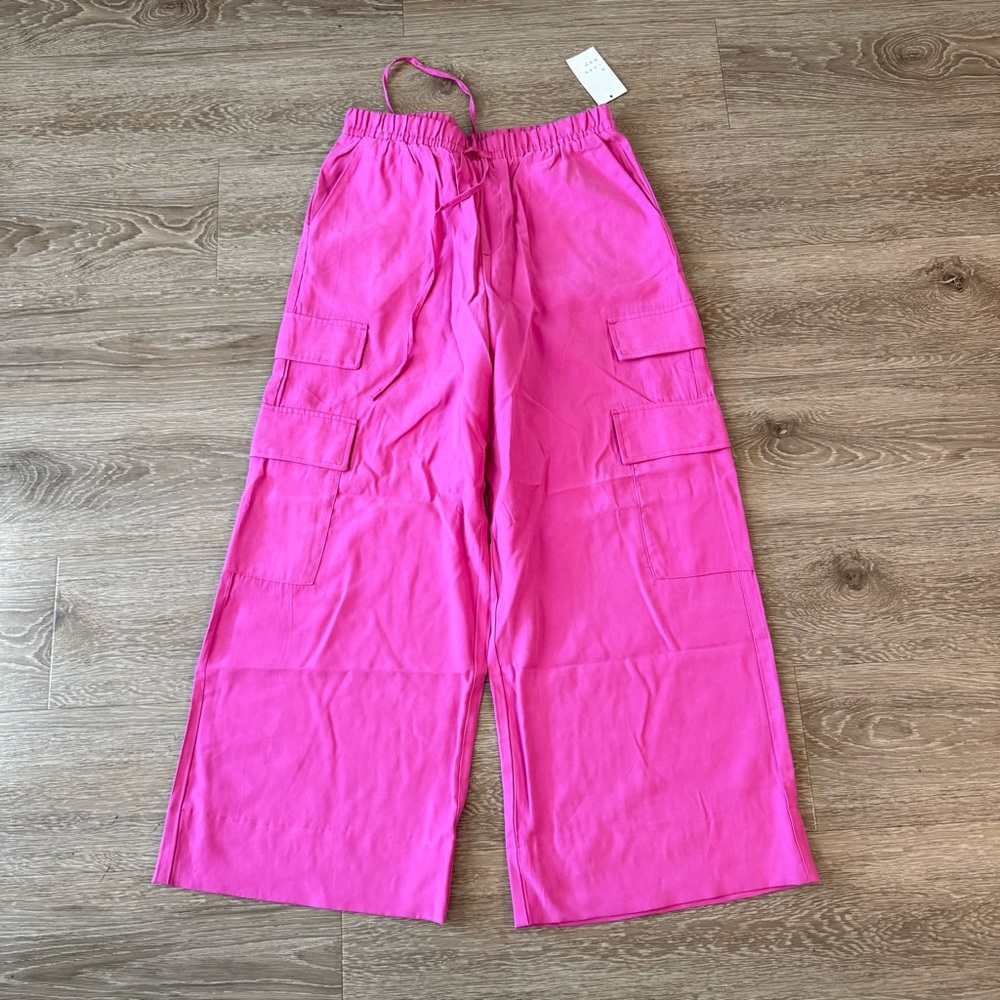 Target A New Day Women’s High Rise Wide Leg Hot Pink Cargo Pants Size Medium New